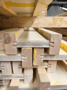 Poutre en bois H20 - Poutre en I en bois pour coffrage en béton et support de <span class=keywords><strong>dalle</strong></span> - Fabricant léger et haute résistance - Product Image 4