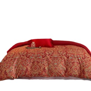 Juego de Funda Nórdica de Algodón Puro 100S con Diseño Paisley Rojo, Estilo Botones, Cuatro Piezas, para Primavera 2026 - Product Image 2