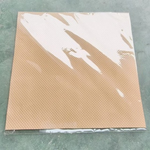 Papier Kraft en pâte <span class=keywords><strong>de</strong></span> bois gaufré imperméable et épaissi pour emballage floral, non couché, simple face, approvisionnement direct usine - Product Image 2