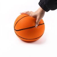 Ballon de basketball silencieux d'intérieur en mousse PU taille 7, 340g, orange et noir, rainuré, toucher doux, logo personnalisé, boîte couleur, vente en gros