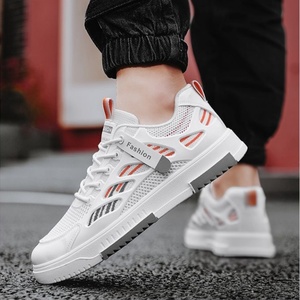 Nouvelles chaussures en maille respirante pour l'été, chaussures tendance légères pour hommes, chaussures polyvalentes, chaussures de sport décontractées pour hommes - Product Image 4