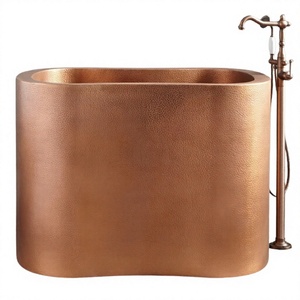 Antique de luxe Autoportante De Forme Ovale Cuivre Baignoire de Trempage - Product Image 1