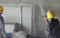 Machine de pulvérisation de cellulose avec réduction