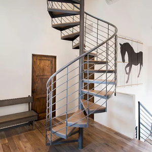 <span class=keywords><strong>Poteau</strong></span> <span class=keywords><strong>de</strong></span> support central pour escalier en colimaçon Prima, structure en acier durable, marches en <span class=keywords><strong>bois</strong></span>, sur mesure pour villa, duplex ou bâtiment <span class=keywords><strong>à</strong></span> petit espace - Product Image 6