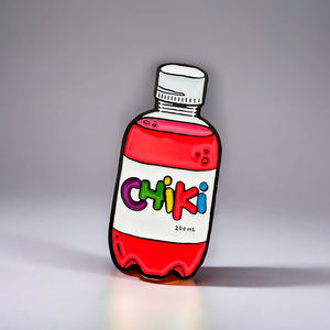 Spilla con risvolto in vetro colorato con effetto personalizzato avocado barbiere librish divertente citazione in smalto Alaska - Product Image 4