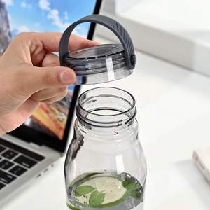 Nouvelle bouteille d'eau en plastique réutilisable sans BPA, personnalisée, 20 oz, anti-fuite, transparente, pour jus, lait, avec poignée, pour les voyages en plein air - Product Image 2