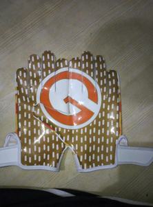 2022 Nouvelle Arrivée Conception Personnalisée Grip Football Récepteur Gants Top Sponsor Listing Sticky Football Gants - Product Image 4