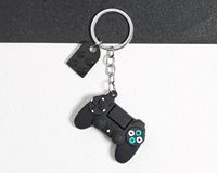 NOVISON Gantungan Kunci PVC Kustom Gamer - Hadiah Bergaya untuk Penggemar Gamer di Berbagai Platform (Hitam Merah)