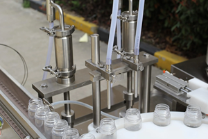 Máquina Automática de Llenado de Botellas de Líquido CX-YGF con Dosificación Precisa - Product Image 3