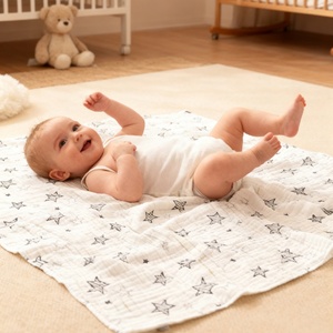 Plaid en coton tissé corail doux, couleurs personnalisables, motif animal, design moderne écologique pour bébés et animaux domestiques, toutes saisons - Product Image 1