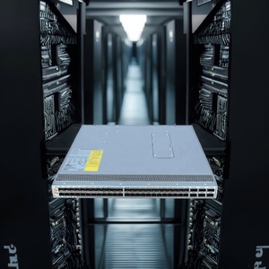 N9K-C93180YC-FX3 25g 100g chuyển đổi PE luồng không khí PSU TOR lá-agg VPC MC-LAG EVPN-VXLAN sẵn sàng trong Chứng Khoán khuyến mãi 1Y bảo hành - Product Image 2