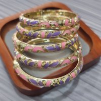 Nouveaux bracelets certifiés pour femmes en alliage grainé gravé, style ethnique vintage, avec détails colorés effet goutte d'huile, placage or 18K et motif floral en relief cloisonné
