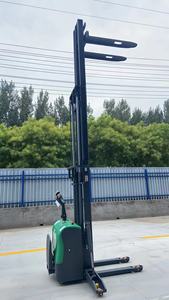 Индивидуальный 2-тонный широконогий штабелер с электрическим вилочным погрузчиком, с 3-метровой поддоной, доступный в различных размерах. - Product Image 3