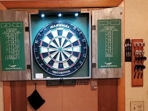 Gỗ rắn treo tường phi tiêu chủ Caddy đứng với phụ kiện lưu trữ túi hiển thị 4 Bộ thép/mềm <span class=keywords><strong>tip</strong></span> phi tiêu - Product Image 3