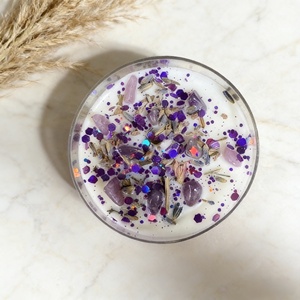 Bougie parfumée en cire de soja biologique avec des pierres de cristal et des paillettes colorées, parfum d'ambiance pour la maison, vente en gros - Product Image 5