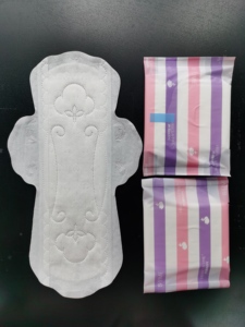 مناديل صحية نسائية للاستعمال مرة واحدة تنتج معقمة وناعمة ومريحة وخالية من التسرب وذات جودة عالية وسعر منخفض - Product Image 4