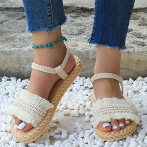 Les lacets à glands tendance de la mode féminine sont antidérapants, résistants à l'usure, confortables, sandales à talons plats à semelle souple - Product Image 2