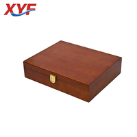 Boîte à trésors vintage en bois avec loquet en laiton, boîte de rangement et de présentation pour bijoux en pin
