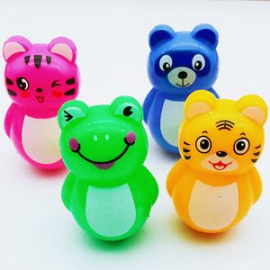 Vaso de juguete con dibujos animados, mini juguete educativo de plástico para niños, diversión para el tiempo de juego - Product Image 1