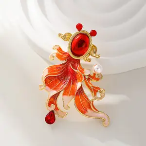 Broche de poisson en or cristal étincelant épinglette corsage animal Koi de haute qualité