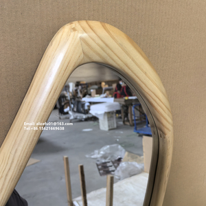 Miroir de bain mural moderne en bois massif miroir encadré au design ondulé irrégulier pour la décoration intérieure salon chambre - Product Image 3