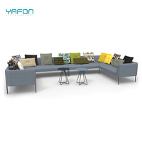 Ensemble de mobilier de bureau avec canapé sectionnel convertible moderne, styles variés pour le salon, l'école et l'hôpital, idéal pour les salles d'attente