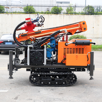 Foreuse de puits d'eau portable automotrice diesel sur chenilles avec pompe moteur pour forage de 200 m