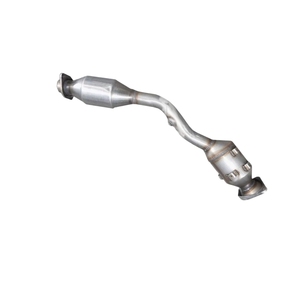 El sistema de escape del Nissan Qashqai (HR16) 1.6L 2011-2015 presenta un convertidor catalítico 409 centralizado. - Product Image 3
