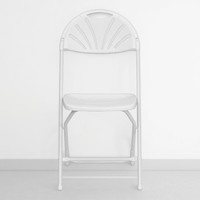 Vente en gros de chaise de jardin d'extérieur chaises pliantes blanches de banquet au design moderne mariage pour événements