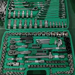 Set di strumenti meccanici professionali in 151 pezzi a cricchetto in acciaio al carbonio chiavi esagonali varie prese di guida per riparazioni auto - Product Image 3