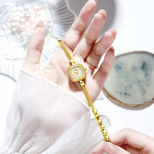 Reloj de pulsera pequeño de alta calidad para mujer, nuevo reloj de aleación de cuarzo impermeable para mujer - Product Image 2
