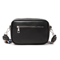 Sac à bandoulière unique en PVC pour femme, style vintage, avec chaînes, fermeture éclair, portable, design de créateur, sac messager à une épaule