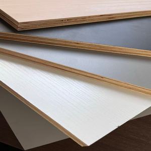 ألواح خشب رقائقي عالي الجودة مقاوم للرطوبة بسمك 18 مم، معيار E0، للديكور الحديث، مغطى بقشرة البتولا من الجانبين، WBP - Product Image 3
