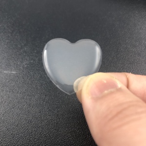 1Inch Waterproof Promotional Gifts Clear Heart Epoxy Resin Stickers