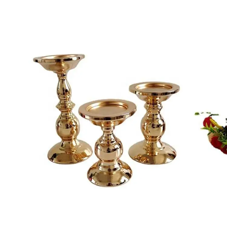 American Gold Iron Candlestick Mesa De Jantar Dtmosphere Decoração Casamento Aroma Candle Stand Roman Column Candlestick