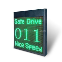 Panneau de signalisation routière radar LPR intégré avec module radar, étanche IP54, ampoules LED, alimentation solaire/réseau électrique pour intersection autoroutière