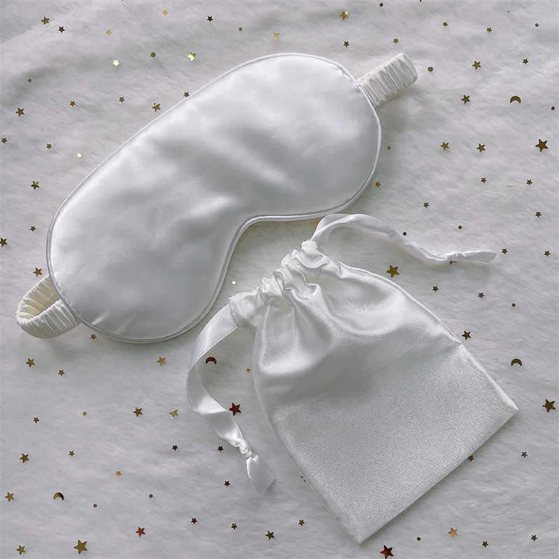 สีขาวมุก