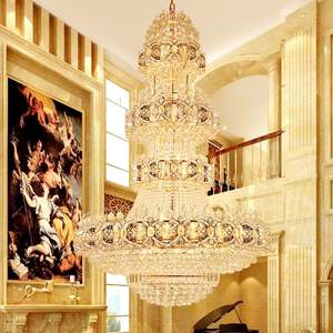 Nouveau design de lustres en cristal suspendus pour hall d'hôtel en aluminium à gradation et lampe longue en or - Product Image 3