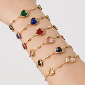 สร้อยข้อมือผู้หญิงสไตล์ยุโรปอเมริกันแบบใหม่ ชุบทอง 18K ประดับด้วยหินแก้วหลากสี ชุดเครื่องประดับสแตนเลส - Product Image 4