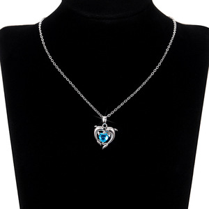 Collana con Ciondolo a Forma di Delfino per Donne - Product Image 5