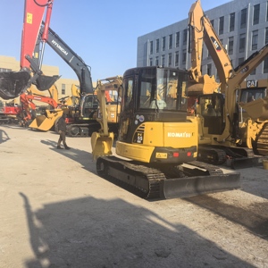 Miniexcavadora KOMATSU PC55 Usada en Buen Estado de Funcionamiento, Excavadora Pequeña de 5 Toneladas en Venta - Product Image 4