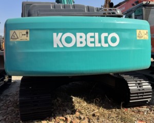 รถขุดไฮดรอลิก Kobelco SK200 SK210 SK140 มือสองสมรรถนะดีที่สุด น้ำหนัก 20 ตัน พร้อมเครื่องยนต์ เกียร์ ปั๊ม ขายดี ได้มาตรฐาน EPA CE - Product Image 4