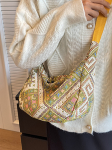 Bolso de Hombro Cruzado Versátil Estilo Coreano para Mujer, Modelo 2025, Gran Capacidad, Tipo Dumpling - Product Image 5