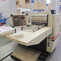 Industriële papier-embossagemachine voor post-press productie in drukkerijen