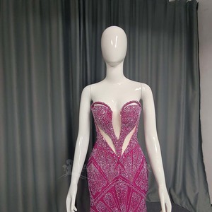 ANY234 Vestido de Fiesta Largo hasta el Suelo con Estampado, Cintura Natural, Apliques de Cuentas de Cristal y Escote Corazón en Color Fucsia Sexy - Product Image 4