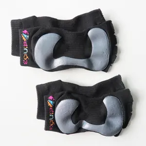 Oem Merk Katoen Grip Bodem Vijf Tenen Sok Verschillende Maten Yoga Pilates Sok Antislip Barre Teen Sox Anti Slip sticky Eronder