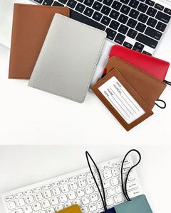 Porta Pasaportes Simple de Cuero PU a Precio de Fábrica, Bajo MOQ, con Logotipo Personalizado - Product Image 2