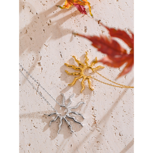 JINYOU 5475 Nuova <span class=keywords><strong>Collana</strong></span> con Ciondolo <span class=keywords><strong>Sole</strong></span> in Metallo, Placcata in <span class=keywords><strong>Oro</strong></span> 18k, in Acciaio Inossidabile per Donna - Product Image 4