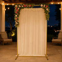 Arche de mariage dorée de 200 cm avec guirlande florale et franges pour événements en hôtel, jardin ou salle de bal