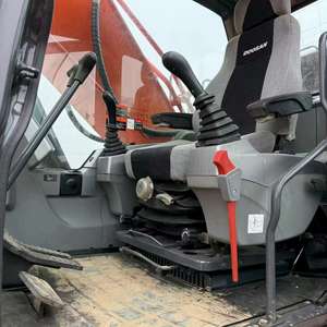 Excavatrice Doosan DX300LC-9C d'occasion, 30 tonnes, pelle lourde pour les projets miniers et de terrassement - Product Image 2